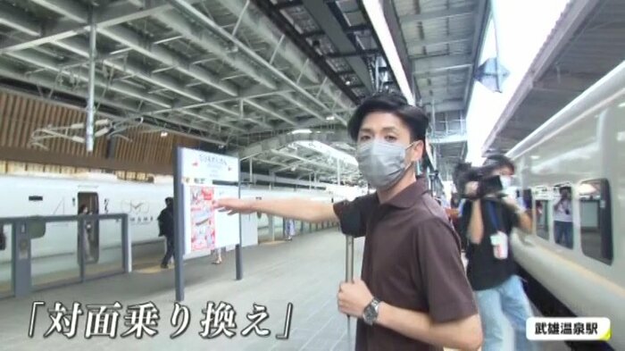 対面乗り換えで「かもめ」へ
