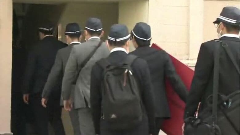 【速報】西成・小学生7人車ではねた殺人未遂事件　逮捕された男の東京の自宅を家宅捜索　大阪府警｜FNNプライムオンライン