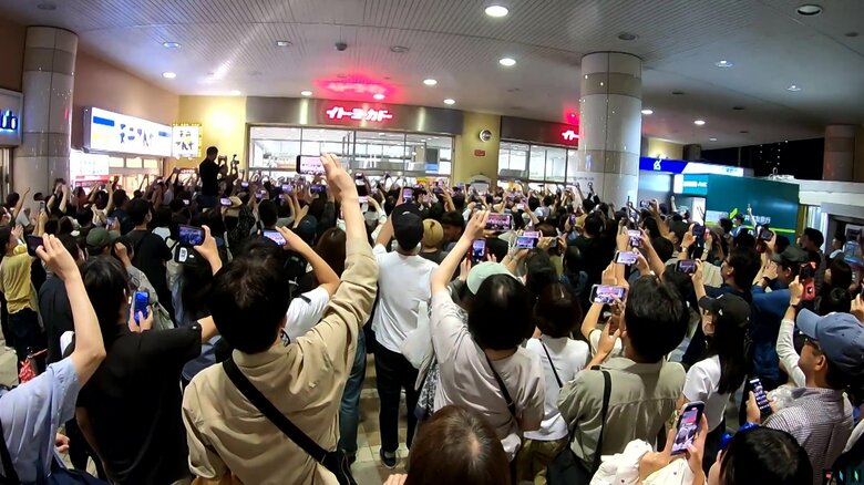 「泣きそう」「人生そのもの」イトーヨーカドー津田沼店が46年の歴史に幕…最後の営業日に密着　北海道では「西友」が閉店｜FNNプライムオンライン