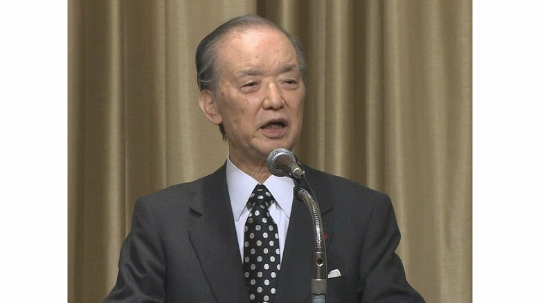 水玉のネクタイがトレードマークだった