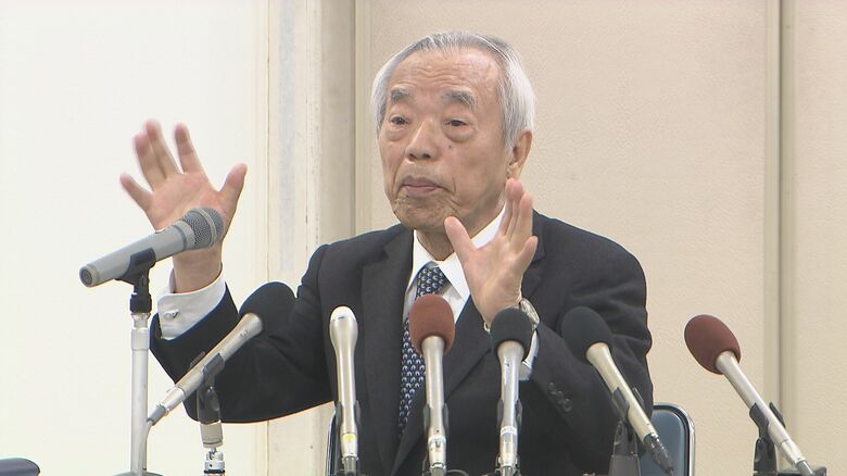 辞職願を提出した谷川弥一衆院議員