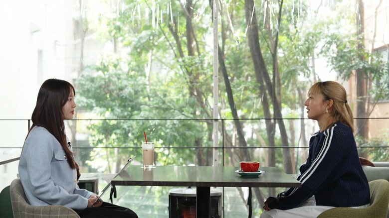 練習後、本田と語り合う坂本