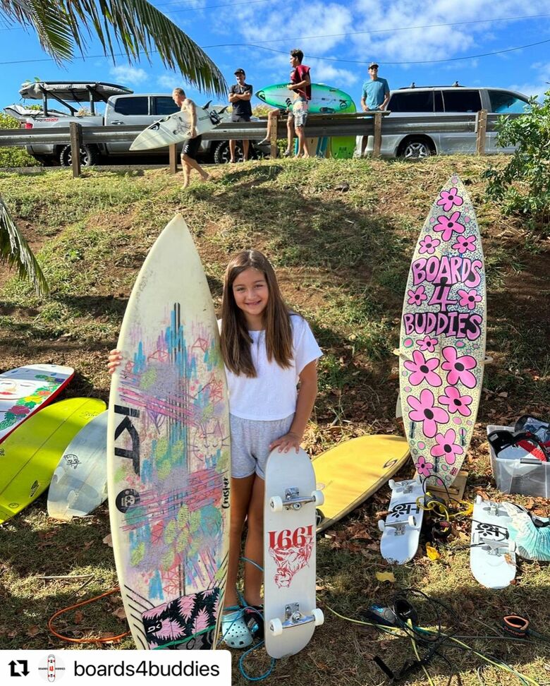 被災した女の子はサーフィンをして笑顔になった