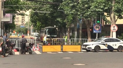 脳裏に刻まれた封鎖生活のトラウマ…“ロックダウン”実質的解除も上海市民が素直に喜べないワケ