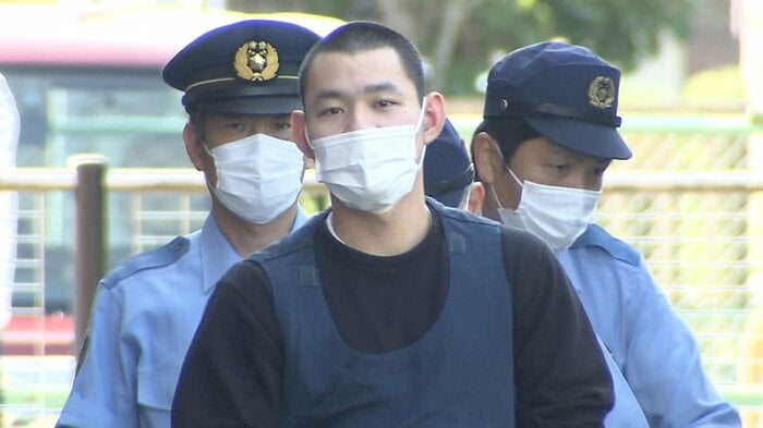 千葉・東金警察署に入る永田陸人被告(2023年6月13日)