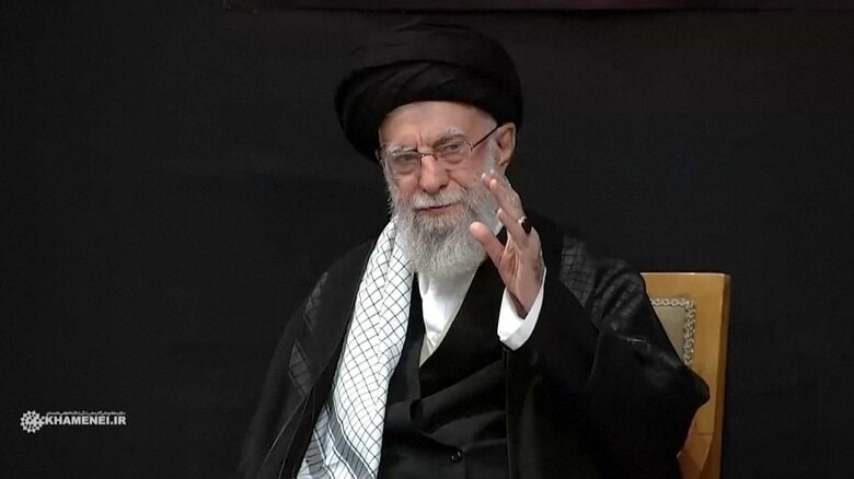 イラン最高指導者・ハメネイ師がイスラエル攻撃後初めて公の場に　イスラム教シーア派の行事「アシュラ」に出席｜FNNプライムオンライン