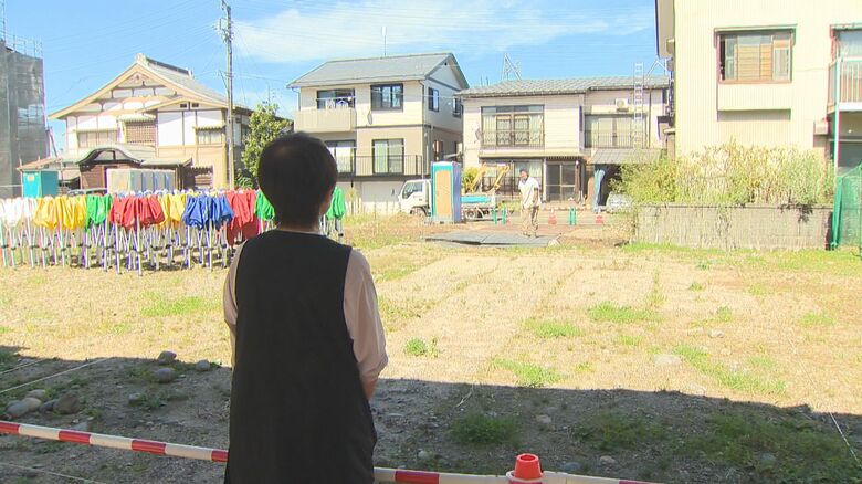 13棟焼いた“大規模火災”から1年…復興に励む商店街 再建へようやく工事開始した店舗も「戻れるのがうれしい」｜FNNプライムオンライン