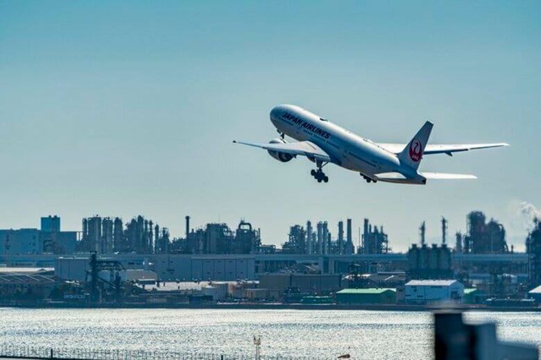 アメリカの“5Gサービス”の影響で米国便が欠航…何が問題？日本の空港やスマホは大丈夫？専門家に聞いた｜FNNプライムオンライン
