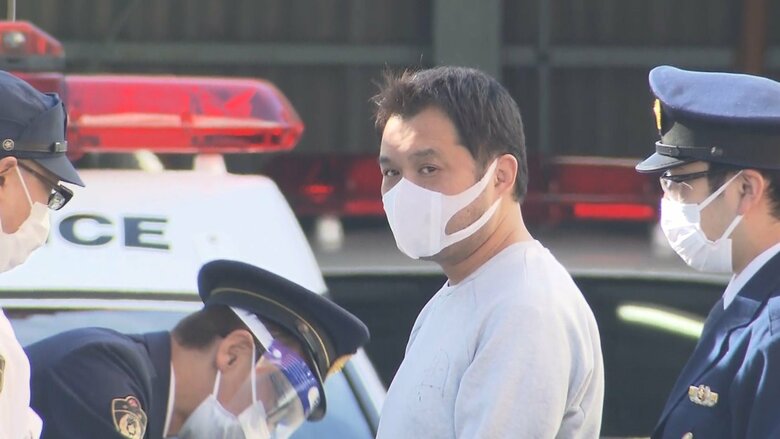 河村容疑者は、自分の名前など身元に関する情報を話していたという。