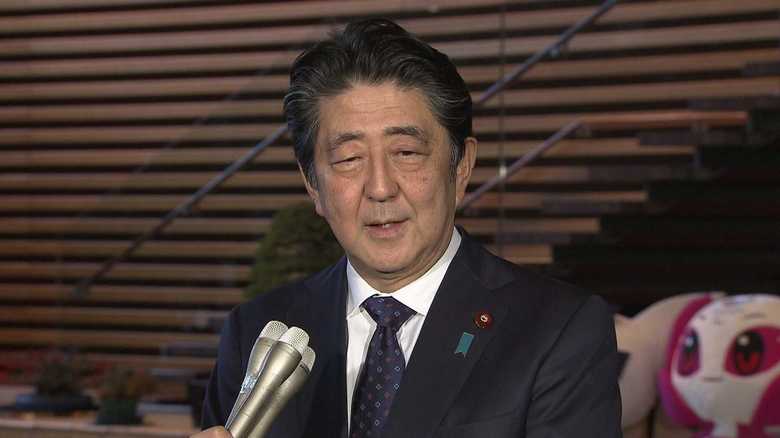 「今年の漢字」について答える安倍首相(12月12日)
