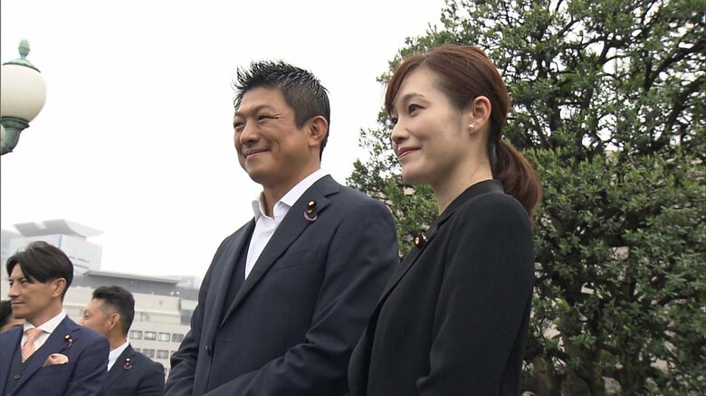 「さや」の名義で選挙戦を戦い当選した塩入清香議員