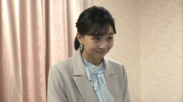 輪島塗の職人と懇談される佳子さま