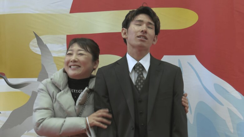 長男・将伍さん（右）