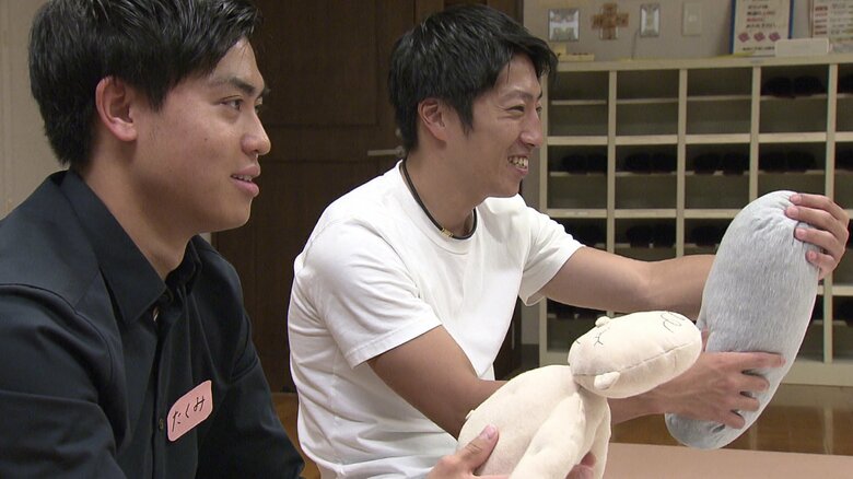 「高い高い」ならぬ「低い低い」を練習してみた