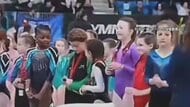 「人種差別だ」黒人少女だけメダルかけず…アイルランド体操協会に批判相次ぐ　協会「あってはならないこと」1年半後に謝罪発表