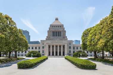 「次の総理」世論調査で石破氏リード広げ進次郎氏は急落 「新型コロナ」対応が影響か 安倍首相4選論の行方は