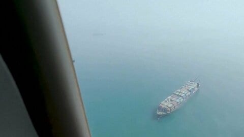 トランプ大統領　ペルシャ湾航行の船会社に適正価格の保険提供を指示…事実上封鎖でホルムズ海峡を通過できない状態