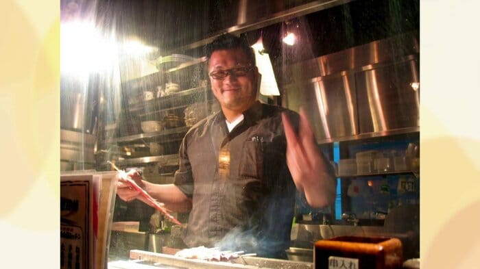 焼き鳥店を経営していた当時の田畑さん（画像提供：本人）