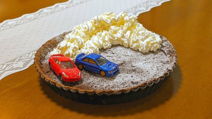 2024年バレンタインに作ったという“ドリフトケーキ”