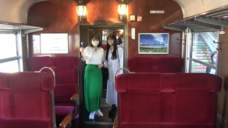 予約をした2号車へ