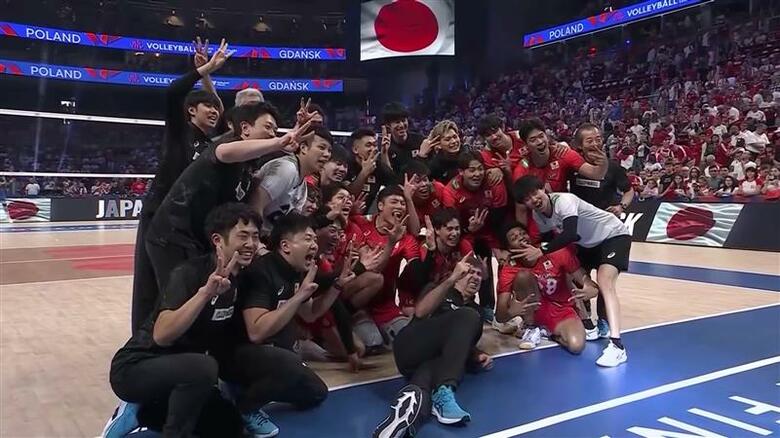 ネーションズリーグで銅メダルを獲得した男子日本代表