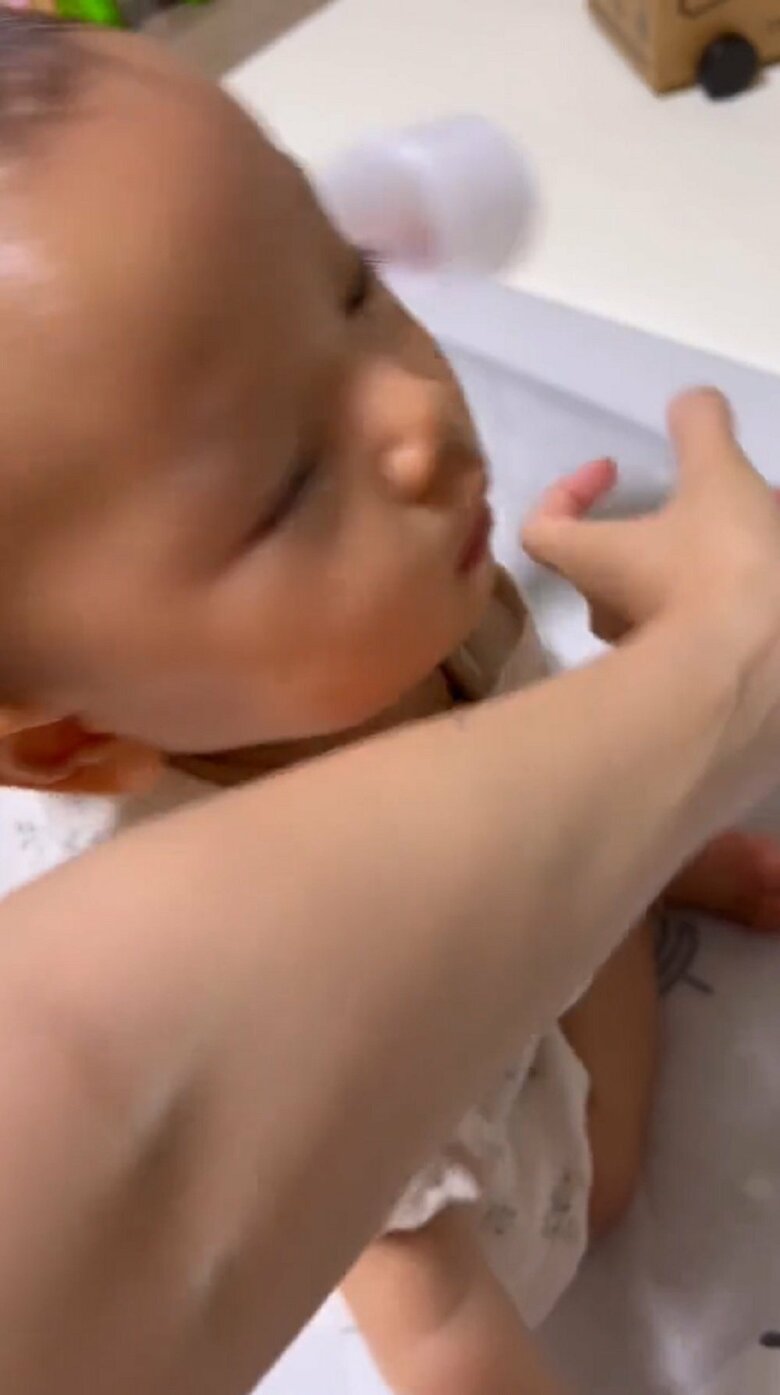 容器を遠ざけて