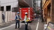 落下した鉄材が作業員に刺さる事故　50代男性が重体　東京・日本橋の工事現場
