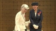 【「皇室ご一家」の記憶】式典最後に「名誉総裁」引き継ぐ雅子さまに手を差し伸べ“お披露目”された美智子さま 平成最後の「全国赤十字大会」で (2018年5月20日放送)