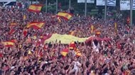 W杯2度目制覇のスペイン代表が凱旋　マドリードに約200万人　優勝パレードで歓喜の声　FIFA世界ランキング1位返り咲き