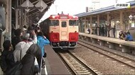 国鉄配色レトロな気動車 多くのファン訪れる「キハ40形気動車」JR北海道 釧路駅