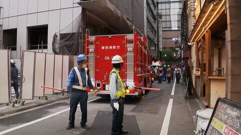 落下した鉄材が作業員に刺さる事故　50代男性が重体　東京・日本橋の工事現場