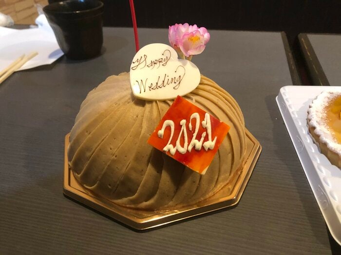 結婚祝いではこのようなケーキも(提供:ククルクルルさん)