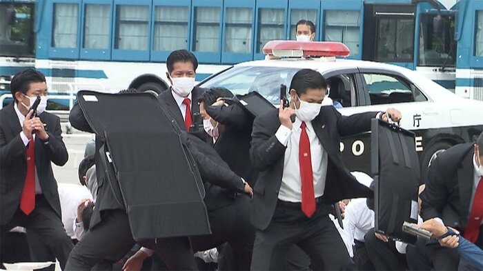 警視庁の要人警護訓練(2021年)