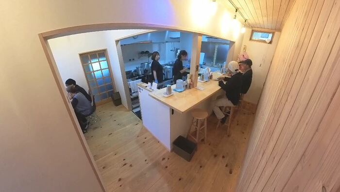 1階にはラーメン店「らぁ麺空条」もオープン
