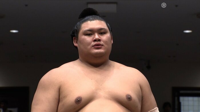 大の里