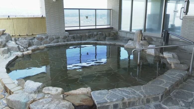 「重油が全く入ってこない」温泉の利用を休止　原油の供給不安…価格が2倍に　温泉施設に影響広がる｜FNNプライムオンライン