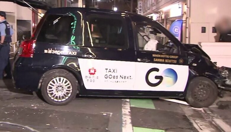 「突然、ガガガガグワーン！」タクシーが坂と階段“60m”転落…高齢運転手が方向転換しようとして運転誤る　東京・代官山｜FNNプライムオンライン