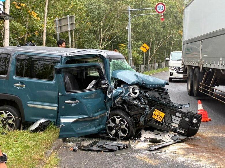 【速報】軽自動車同士が正面衝突し70代女性1人意識なし...中山峠付近の国道230号線_70〜80代の男女4人搬送〈札幌市南区〉｜FNNプライムオンライン