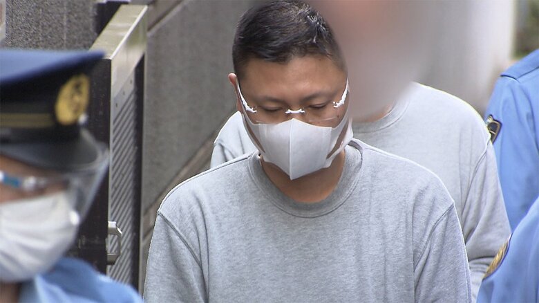 送検される佐々木文俊被告(35)(7月23日 万世橋署)