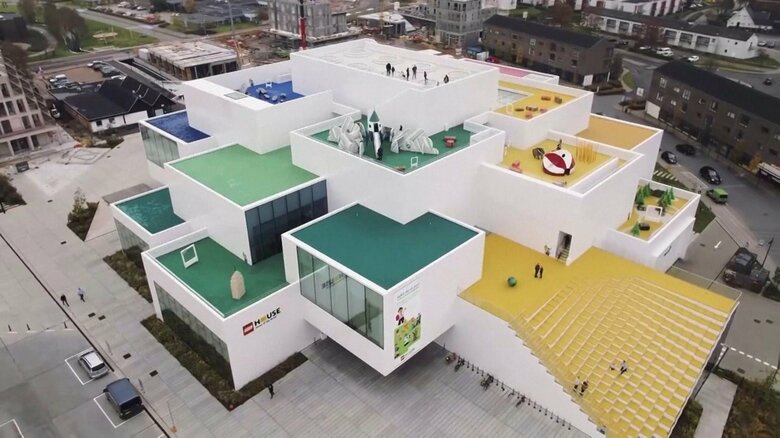 デンマーク・ビルンにある「レゴハウス」