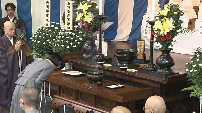 法要に参列された紀子さま