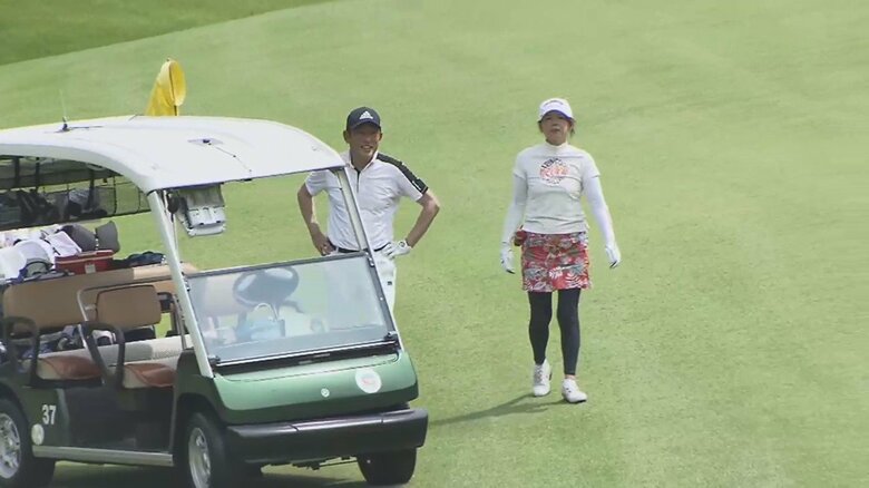 夏休みに就任後初めてのゴルフを楽しんだ岸田首相（16日）