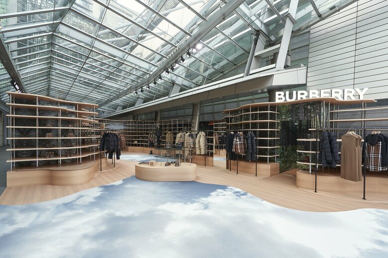 東京・六本木ヒルズ O-YANE PLAZA