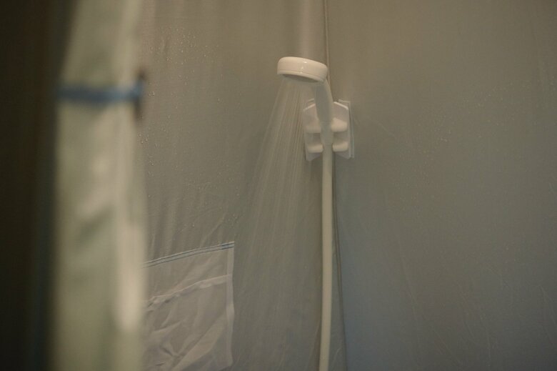 シャワーや手洗いは衛生面・精神面で重要