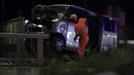 「ガードパイプにぶつかり」軽自動車同士の接触事故で７０代男性死亡、３０代女性重傷　広島市安佐南区