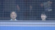 「楽しみにしてまいりました。子供の時以来なので」天皇陛下と愛子さまが伝統の「早慶戦」観戦　令和初の天覧試合
