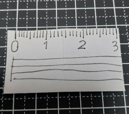 父「助かる～」小2娘が“頑張ったごほうび”にくれたのは手作りの3cm定規？“よく見たら5cm”だった理由を聞いた