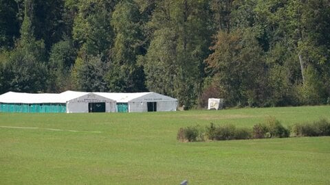 野外音楽イベントで銃撃事件　1人死亡5人けが　かなりの数の銃弾が発射されたか　テロ事件も視野に捜査　スイス