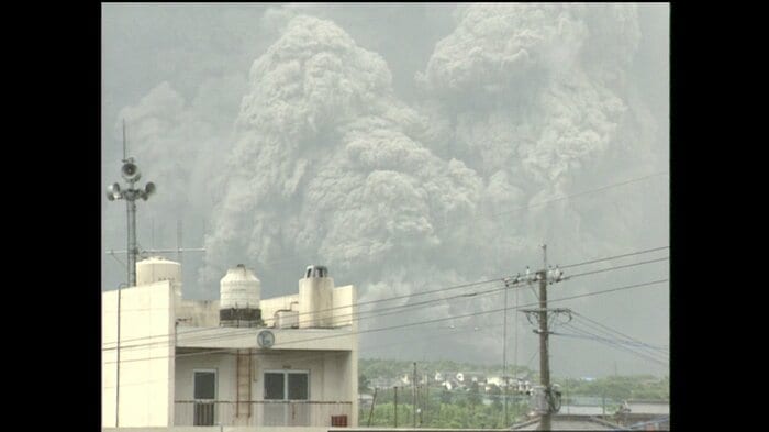 1991年6月3日普賢岳で大火砕流が発生
