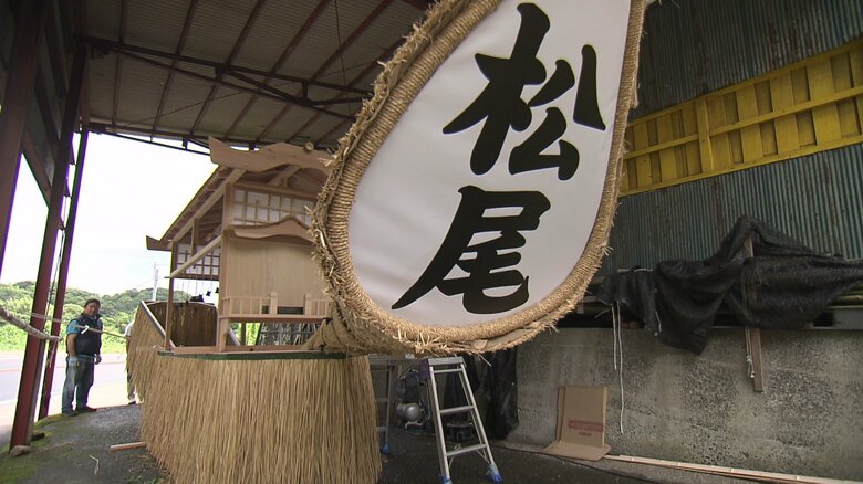 長崎の伝統を守った竹細工職人　初盆を迎える　自ら作り続けた精霊船で家族と弟子たちが見送る「大好きだったお酒」と共に｜FNNプライムオンライン